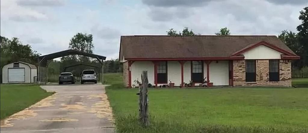 Primary Photo - 11535 Old Fannett Rd