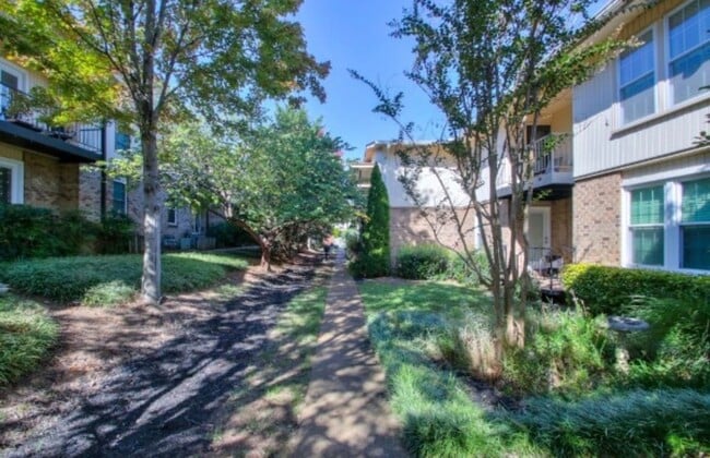 Photo - 2116 Hobbs Rd Apartment