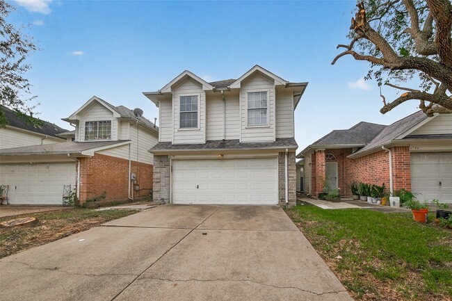 Building Photo - 6710 Bellaire Gardens Dr