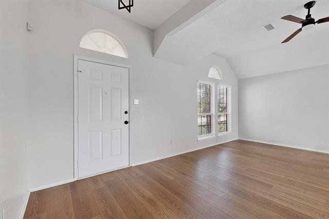 Foto del edificio - 2864 Hampshire Ln