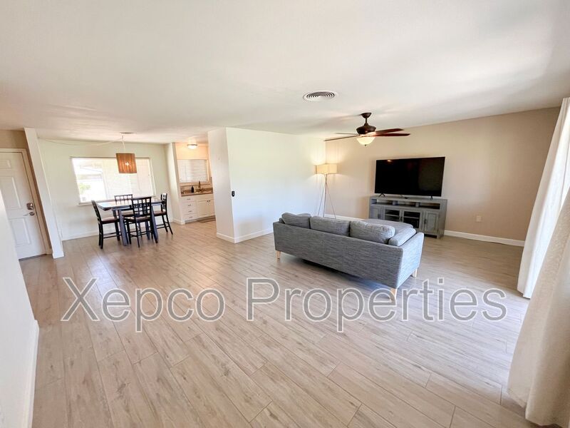 Foto principal - 77665 Michigan Dr