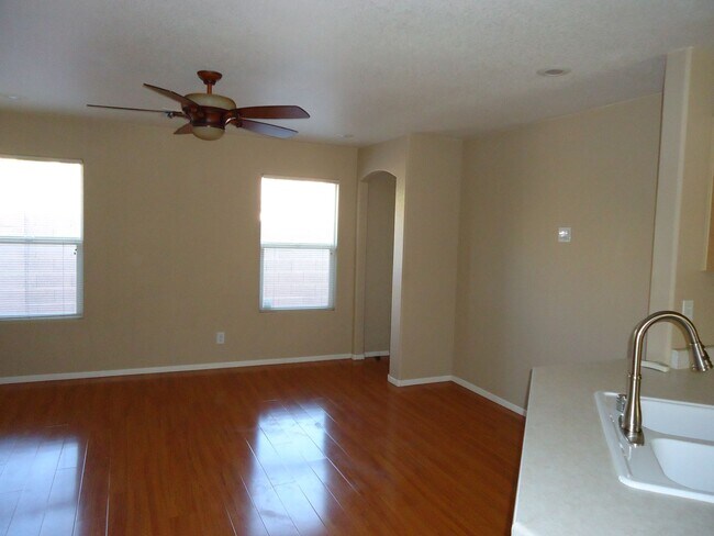 Building Photo - 7461 Ademar St