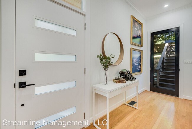 Foto del edificio - 4 br, 3.5 bath House - 17 Ritchie Ave