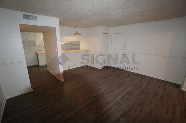 Foto del edificio - 420 Skyview Dr