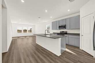 Building Photo - 21835 Honey Scent Ln