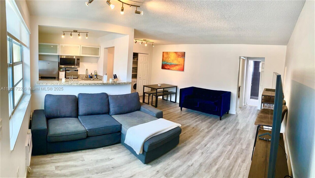 Foto principal - 734 Meridian Ave