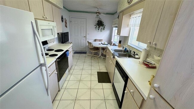 Building Photo - 17831 SE 96th Ave