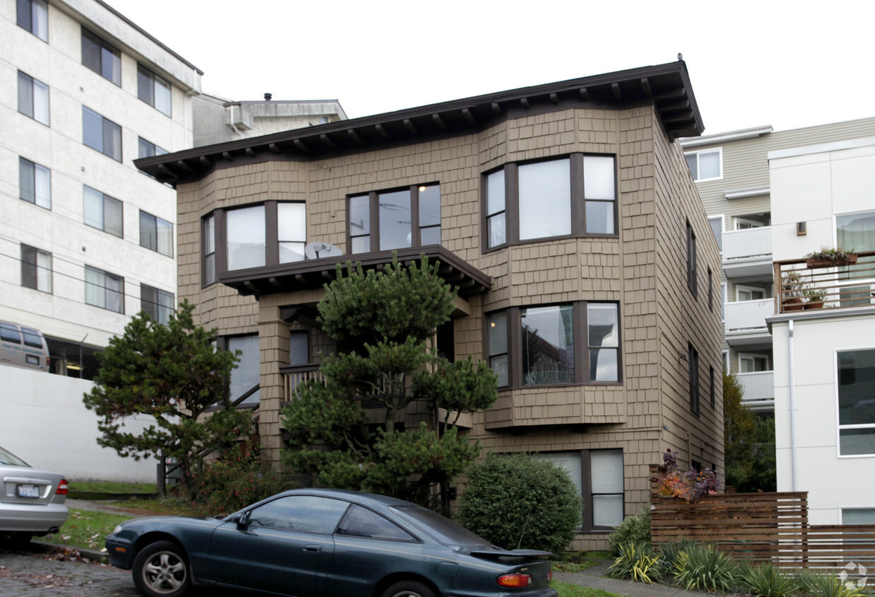 Building Photo - East Terrace Street Apartments