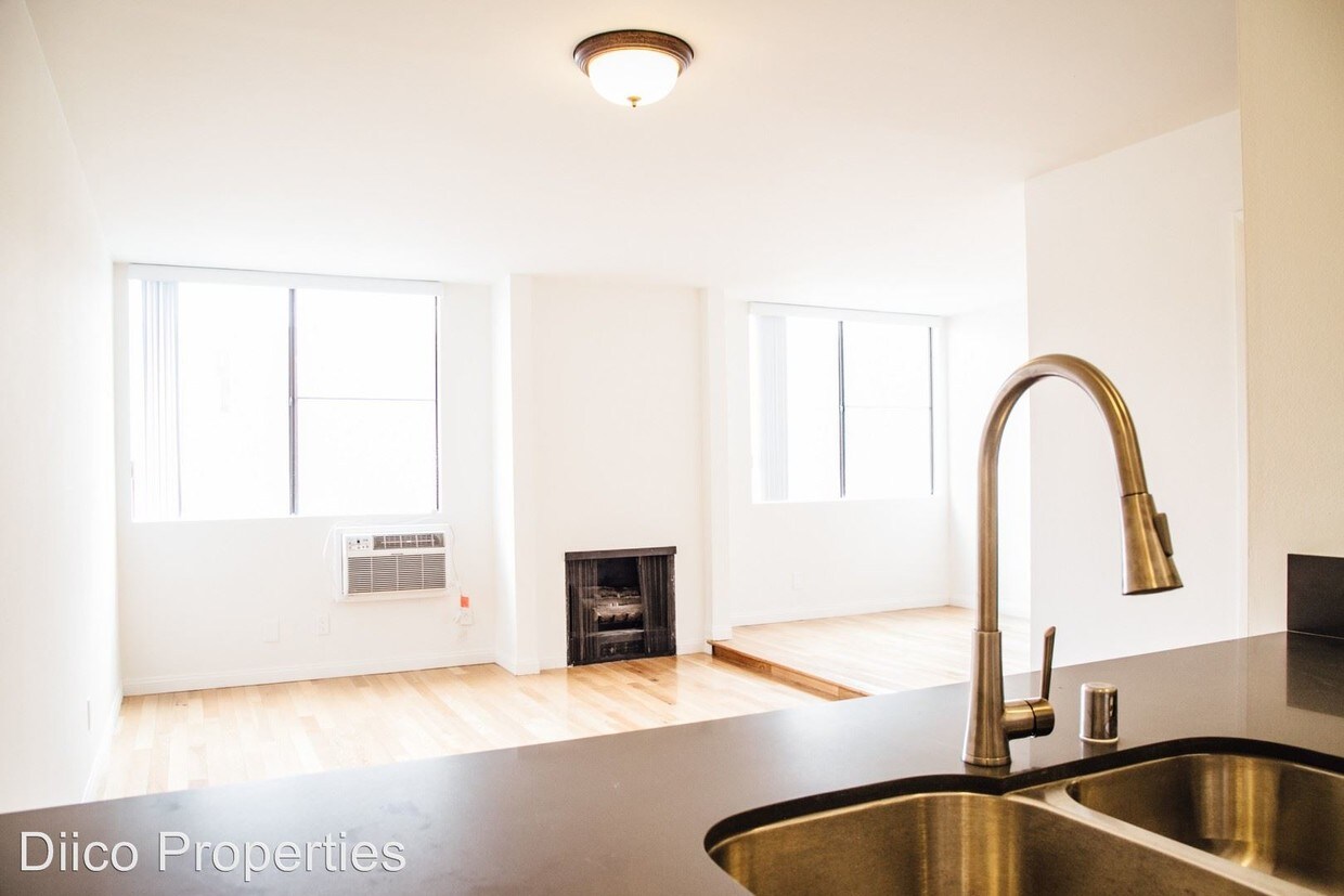 West Knoll Plaza Apartments West Hollywood, CA