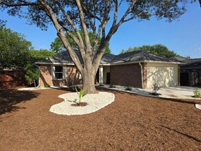 Building Photo - 11602 Maybach Dr