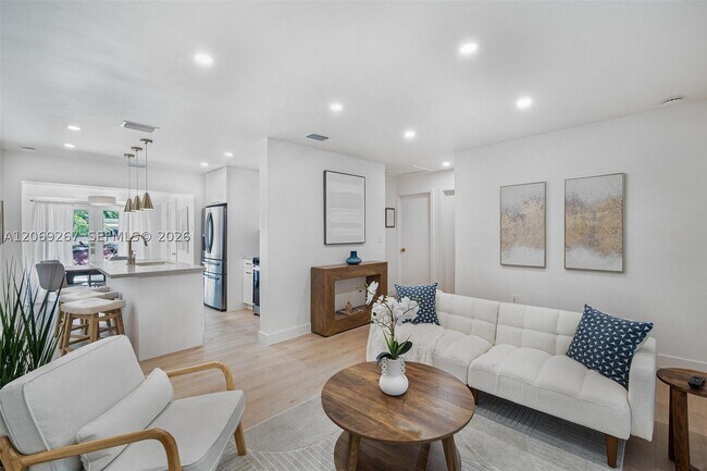 Foto del edificio - 12325 NE 11th Ct