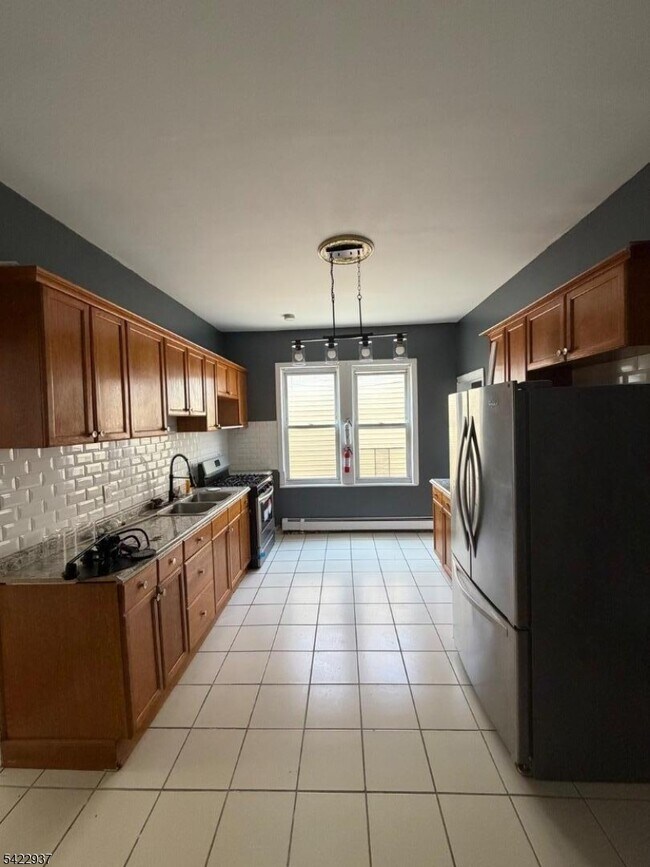 Foto del edificio - 32 Rosehill Pl