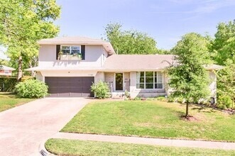 Building Photo - 11140 Lanewood Cir
