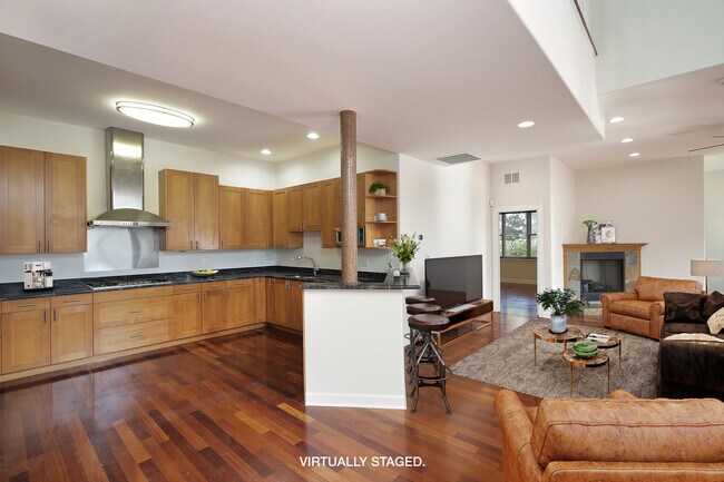 Building Photo - 4 Rienzi Ln