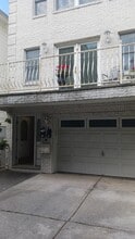 Building Photo - 316 Linden Ave
