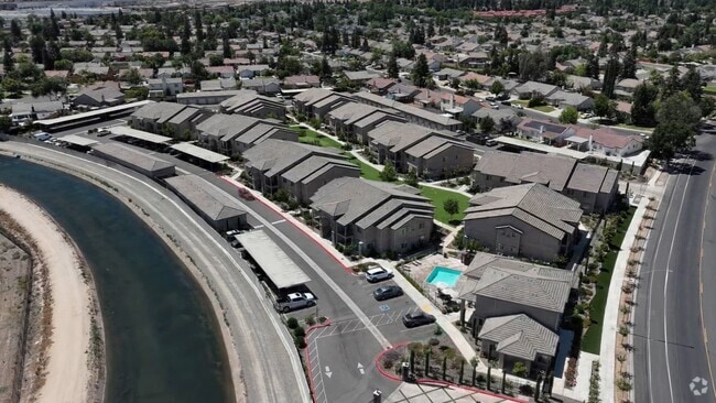  - Dante Apartments