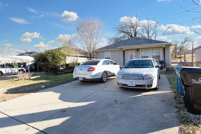 Building Photo - 3 br, 2 bath House - 424 Munson St