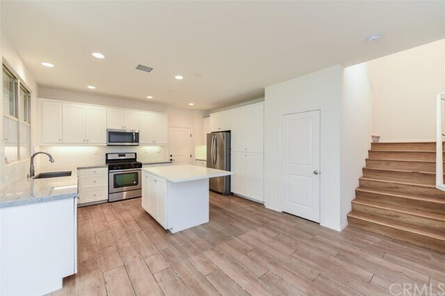 Building Photo - 96 Parkwood