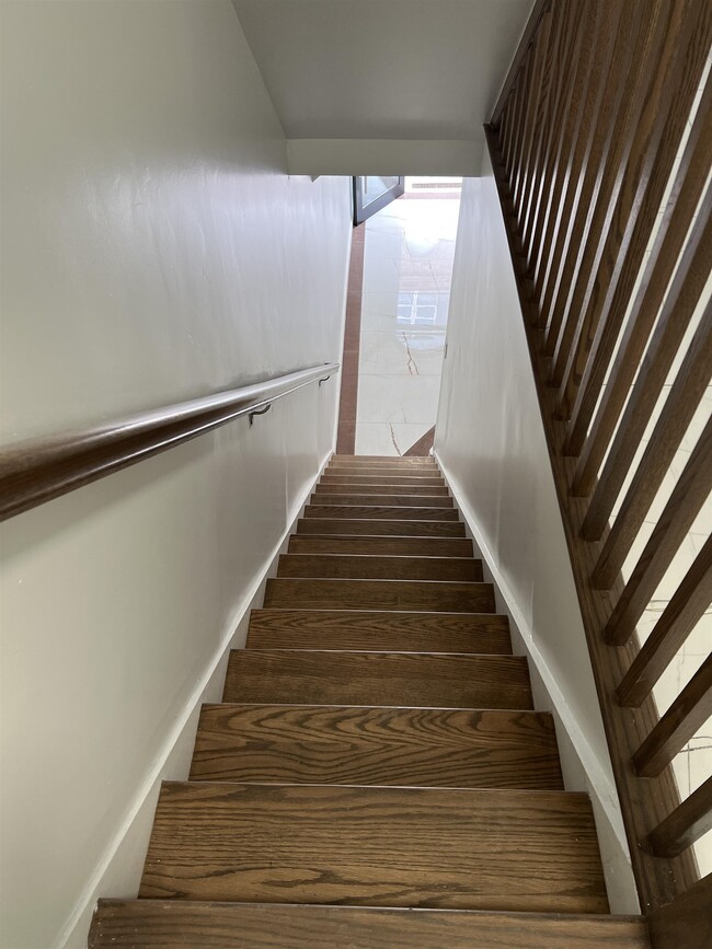 Foto del edificio - 12 Ivy Pl