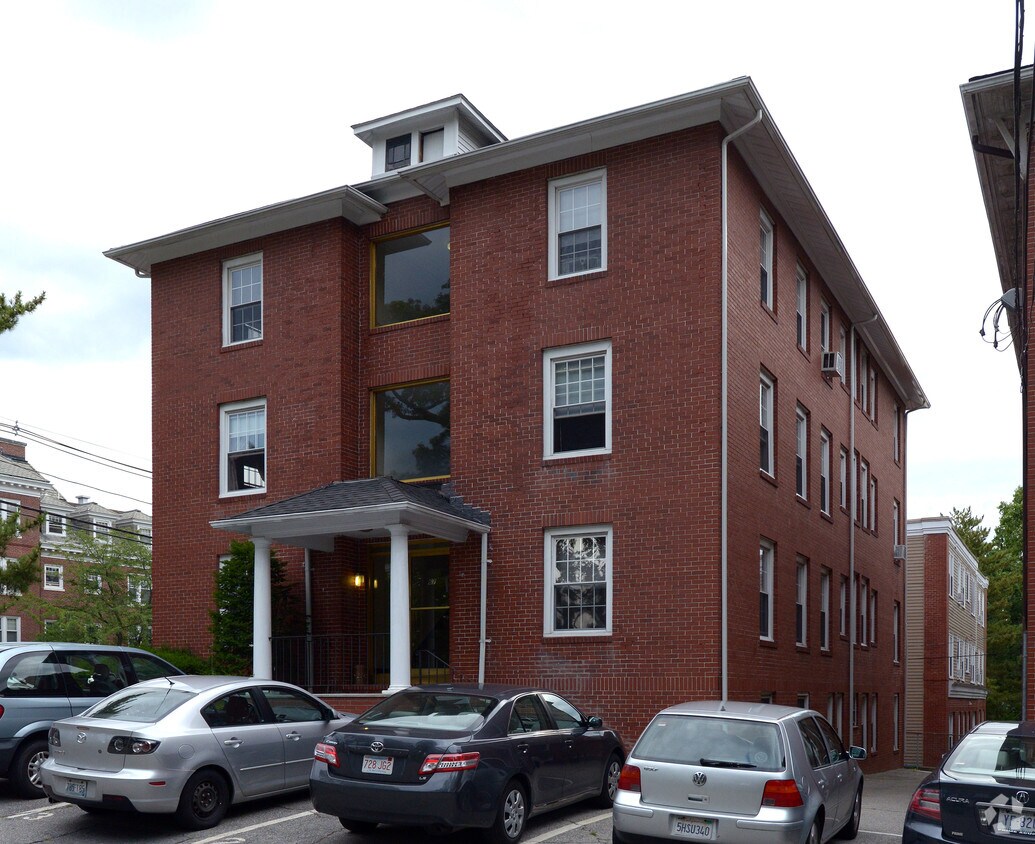 67 Slater Ave, Providence, RI 02906 Apartments in Providence, RI