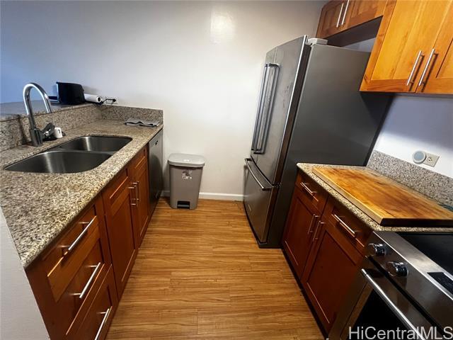 Building Photo - 60 N Beretania St