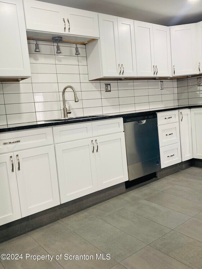 Foto del edificio - 207 W Grace St