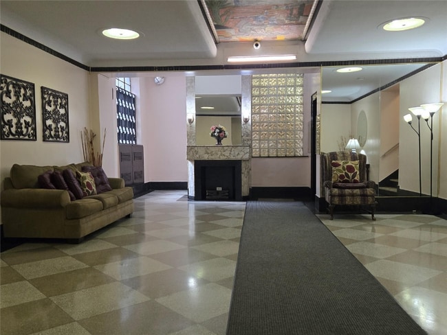 Foto del edificio - 55 E 190th St