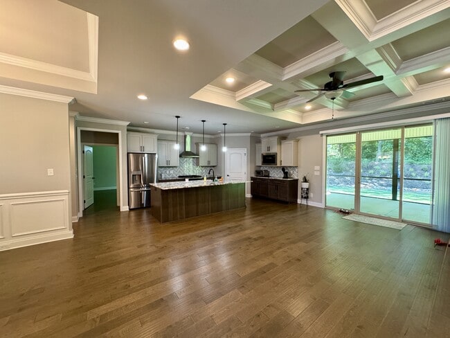 Building Photo - 238 Osage Dr