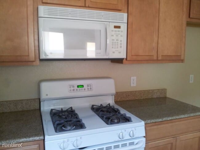 Building Photo - 1 br, 1 bath Condo - 5527 Tares Circle