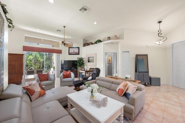 Foto del edificio - 7154 Hawks View Trail