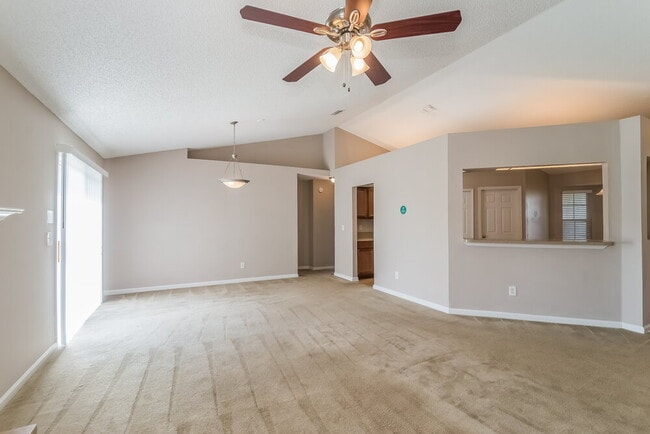 Building Photo - 13240 Milhouse Way