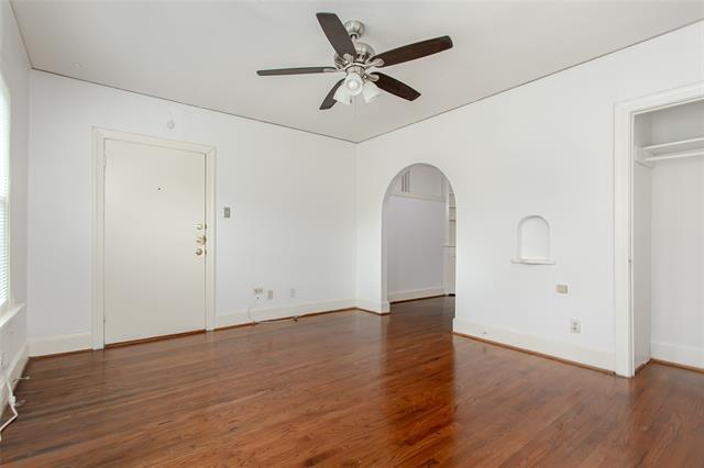 Foto del edificio - 5900 Oram St