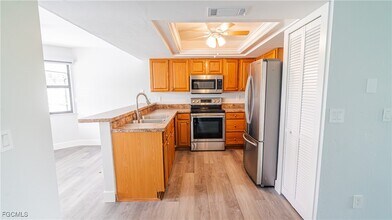 Building Photo - 1702 SE 14th St