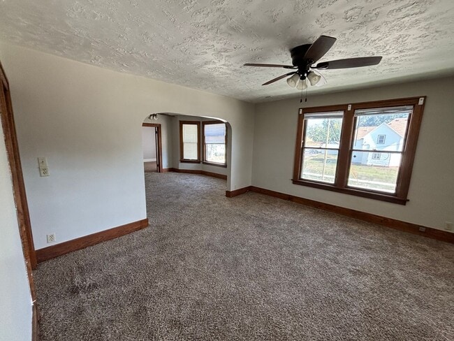 Building Photo - 3117 Marshall Ave