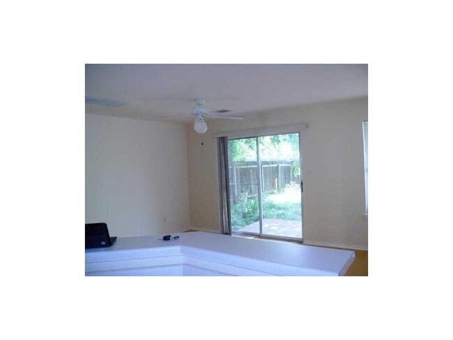 Building Photo - 9607 Nightjar Dr