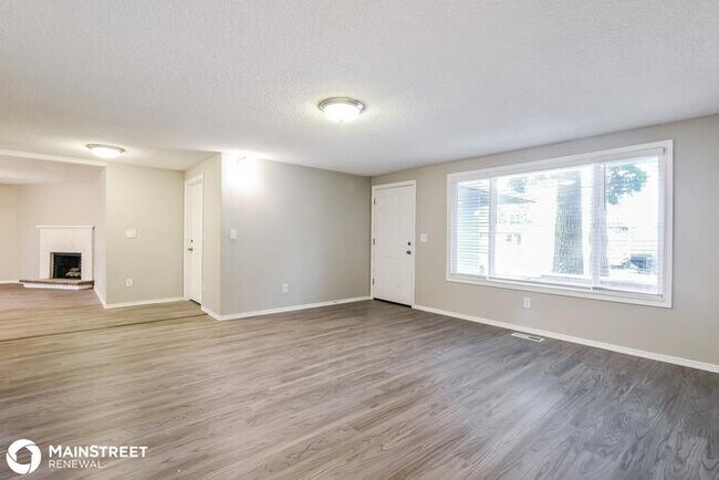 Building Photo - 14210 SE 259th Pl