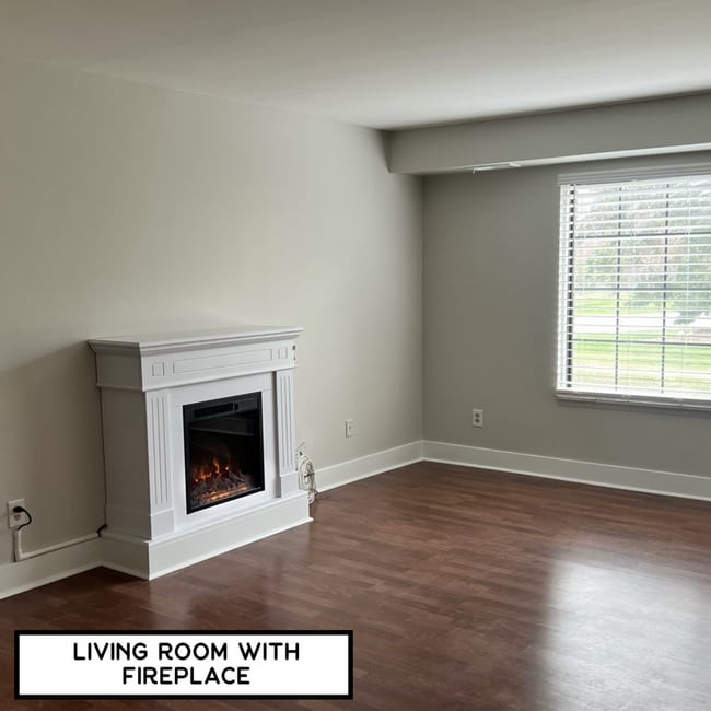 Building Photo - 1873 Meadow Dale Ct