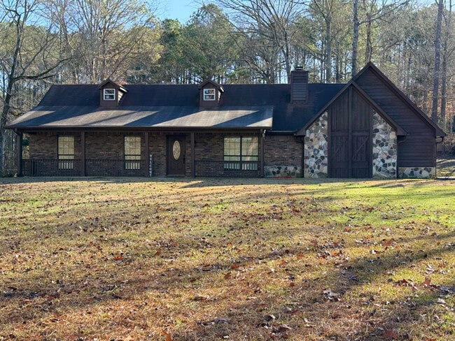 Building Photo - 9638 Lizelia Rd