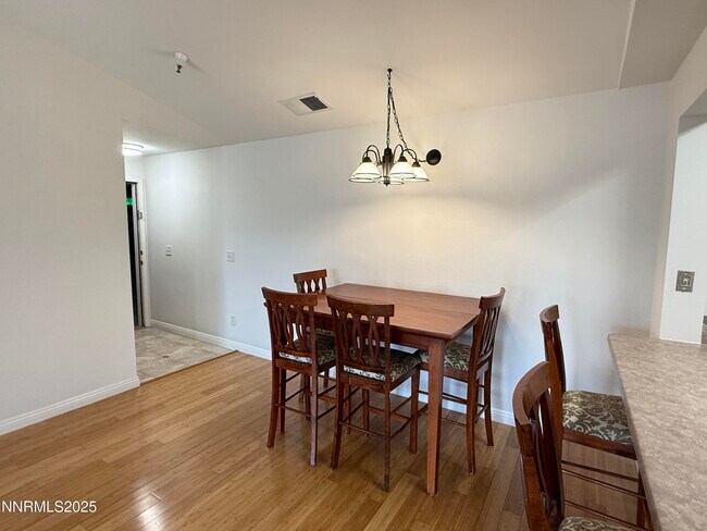 Building Photo - 200 Talus Way