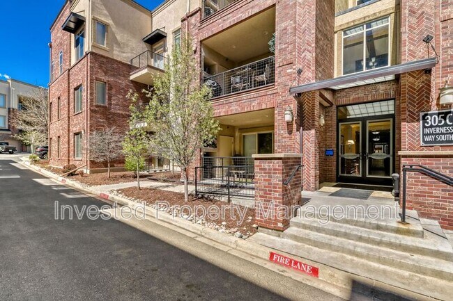 Foto del edificio - 305 Inverness Way S
