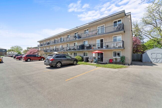 Photo du bâtiment - Timmins Apartments