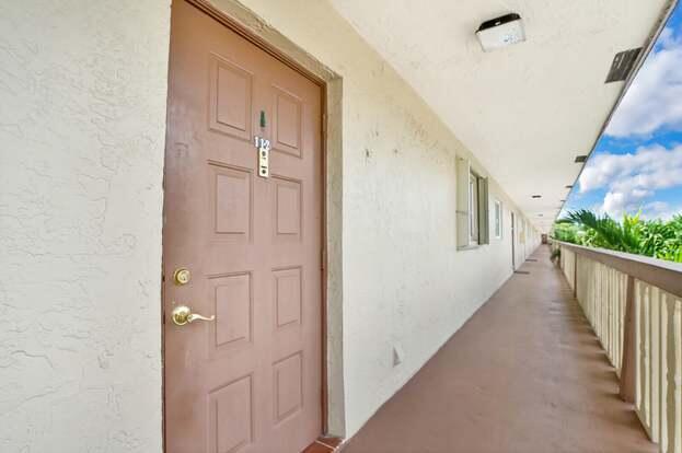 Foto del edificio - 9200 SW 3rd St