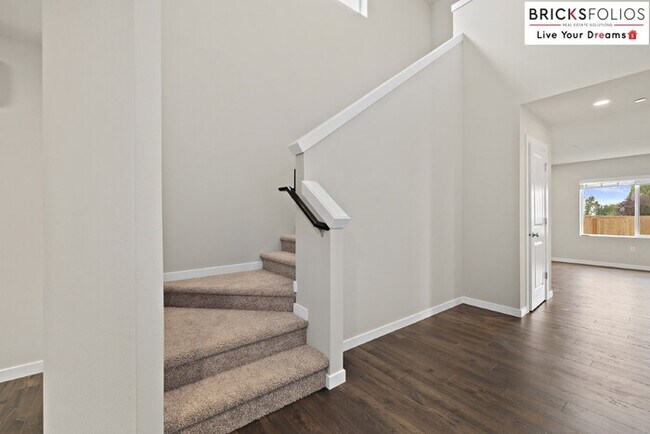 Foto del edificio - Indulge in Marysville's Finest: Luxuriate ...