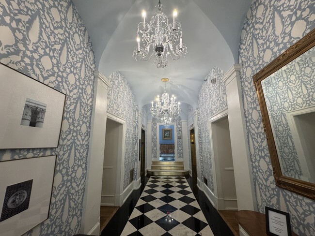 Building Photo - 30 5th St NE