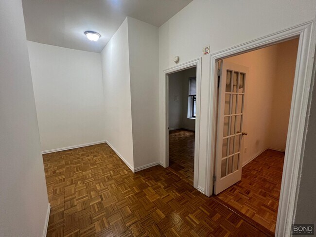Foto del edificio - 922 Third Avenue