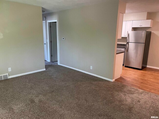 Foto del edificio - 501 W Valley Dr