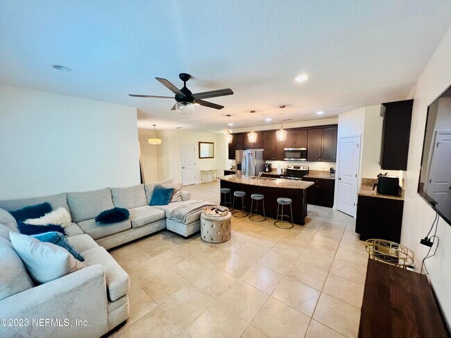 Foto del edificio - 3276 Chestnut Ridge Way