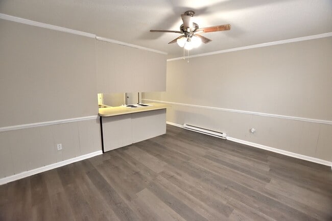 Foto del edificio - 719 Carolina Ave