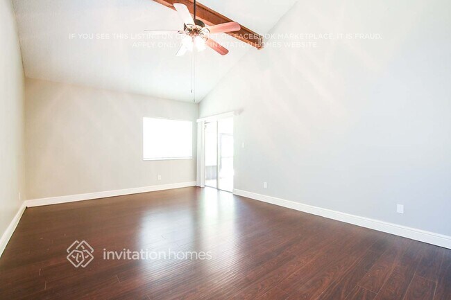 Foto del edificio - 3908 Woodglade Cove