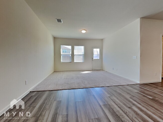 Foto del edificio - 1069 Water Oak Ln